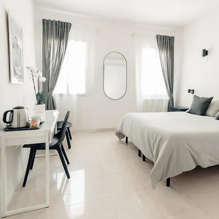 Ca Zorzi - 2 Minutes From Biennale & Canal View - Ape G Venice Exterior photo